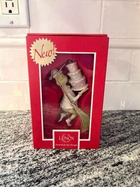 Lenox Grinch Takes the Cakes Christmas Ornament Dr. Seuss